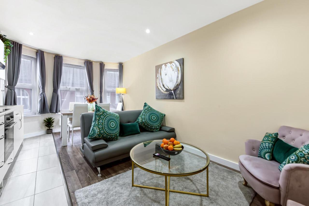 Family Friendly, Zone 2, 2 Beds, Overground London Exterior photo