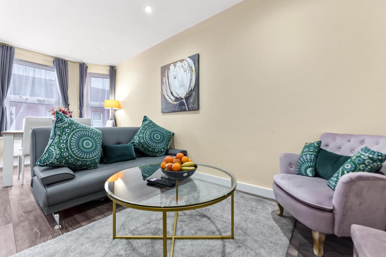 Family Friendly, Zone 2, 2 Beds, Overground London Exterior photo